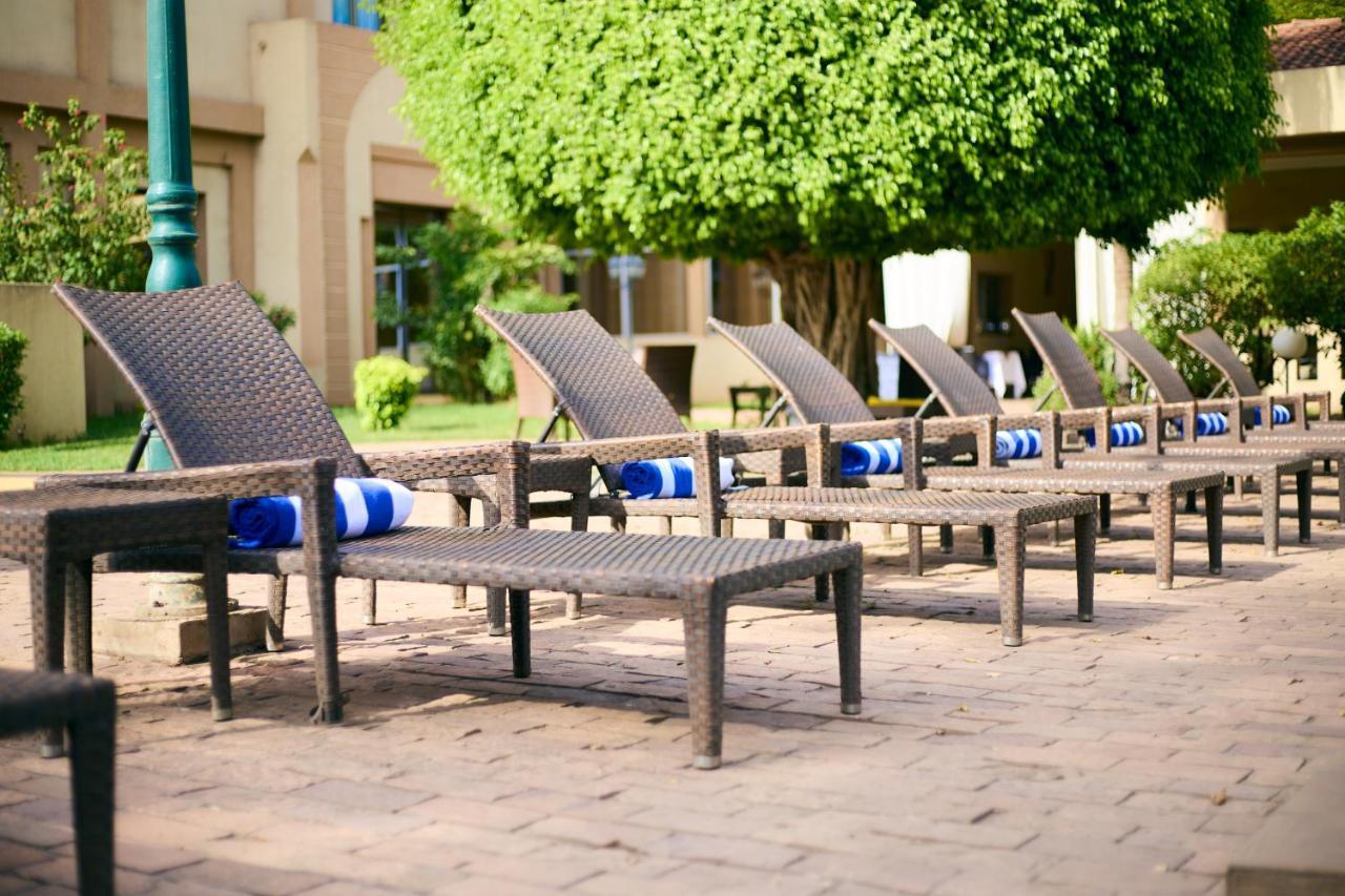 Dunia Hotel Bamako Centre Εξωτερικό φωτογραφία